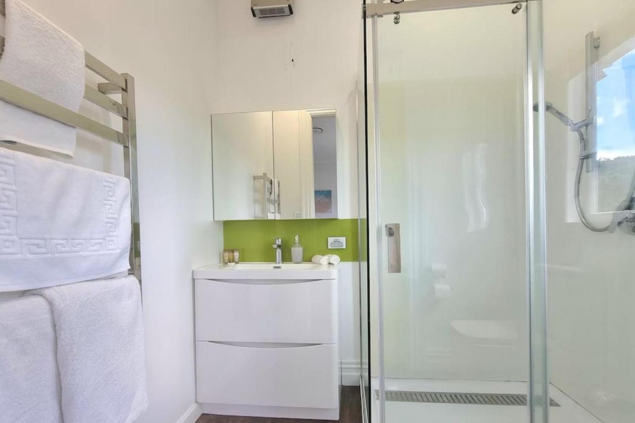 5-bedroom With Free Parking Holiday home